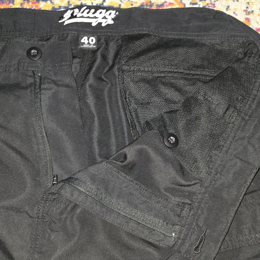 Plugg Men's Black Cargo Pants - Picture 4 of 4